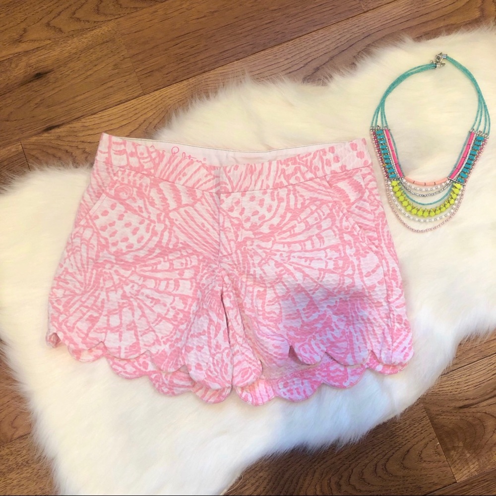 Lilly Pulitzer Buttercup Scallop Hem Short SIZE 00